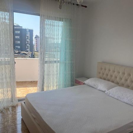 Center Of Shkodra Apartment المظهر الخارجي الصورة