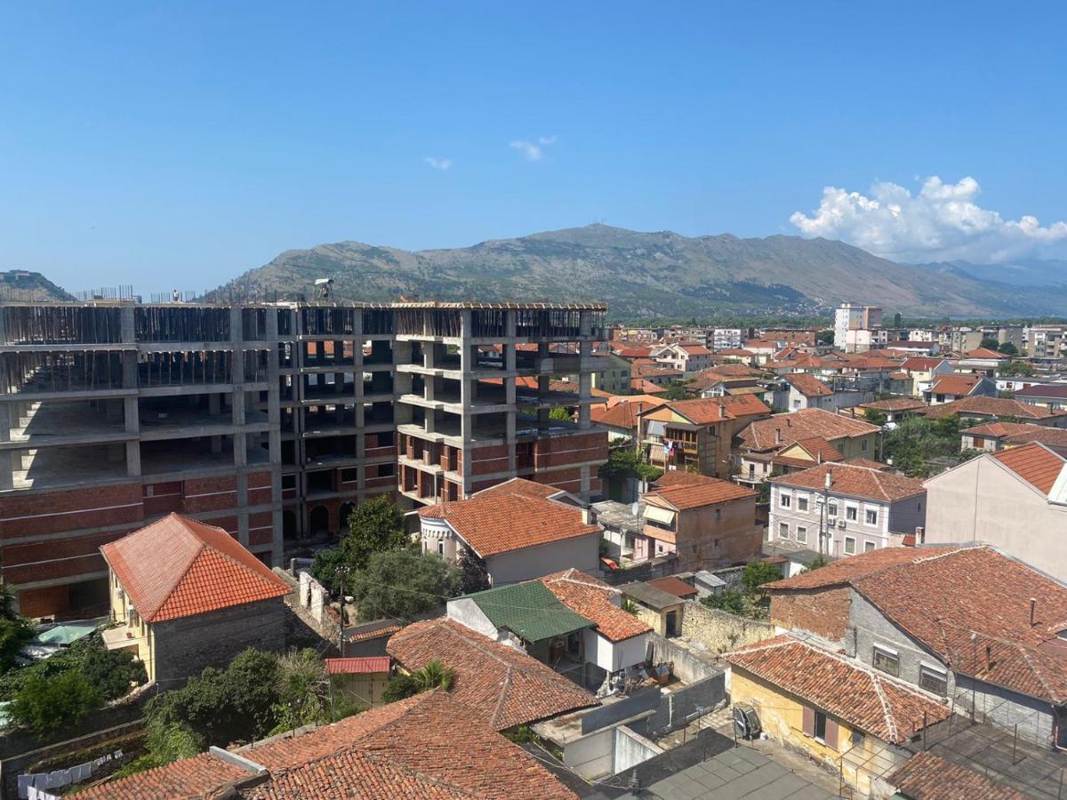 Center Of Shkodra Apartment المظهر الخارجي الصورة