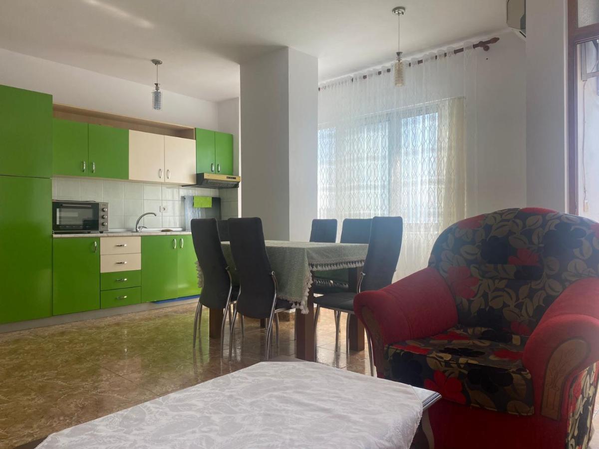 Center Of Shkodra Apartment المظهر الخارجي الصورة